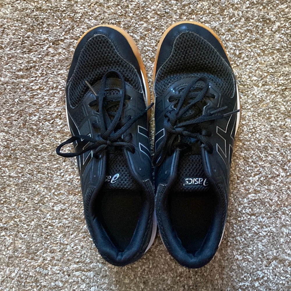ASICS volleyball/athletic shoes
